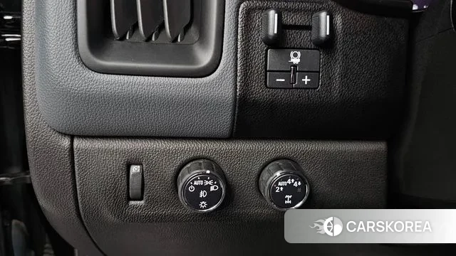 Chevrolet (GM Daewoo) Real New Colorado 2020 Черный из Кореи, фото 6