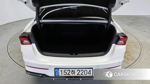 Kia K5 3rd generation 2021 Белый из Кореи, фото 6