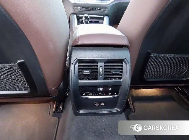 BMW 4 Series (G22) 2023 Черный из Кореи, фото 6