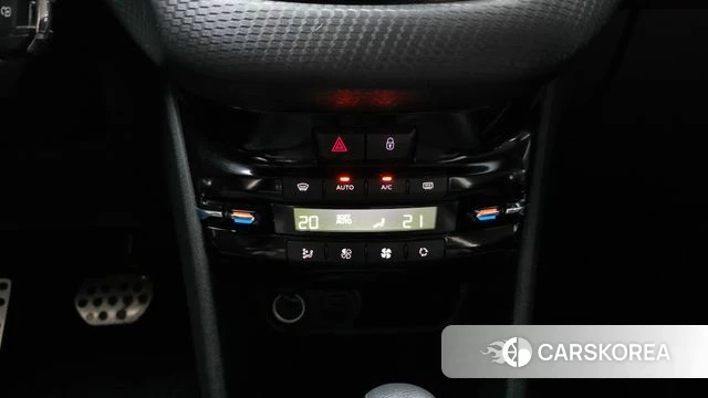 Peugeot 2008 2019 Белый из Кореи, фото 6