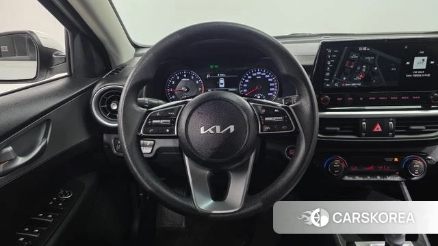 Kia The New K3 2nd generation 2022 Белый из Кореи, фото 6