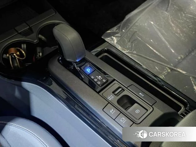 Toyota Prius 5th Generation 2026 Желтый из Кореи, фото 6