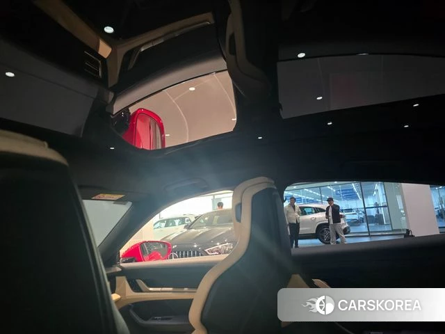 Porsche Taycan 2021 Красный из Кореи, фото 6