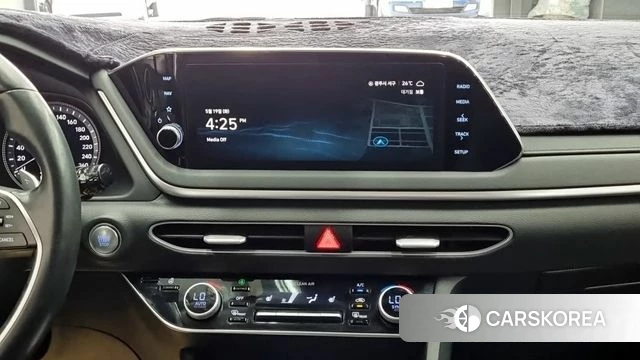 Hyundai Sonata (DN8) 2019 Серебристо-серый из Кореи, фото 6