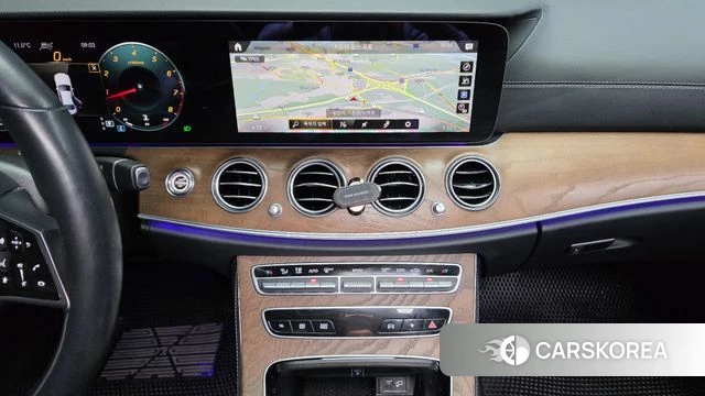 Mercedes-Benz E-Class W213 2021 Серый из Кореи, фото 6