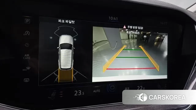 Volkswagen Touareg 3rd generation 2020 Белый из Кореи, фото 6