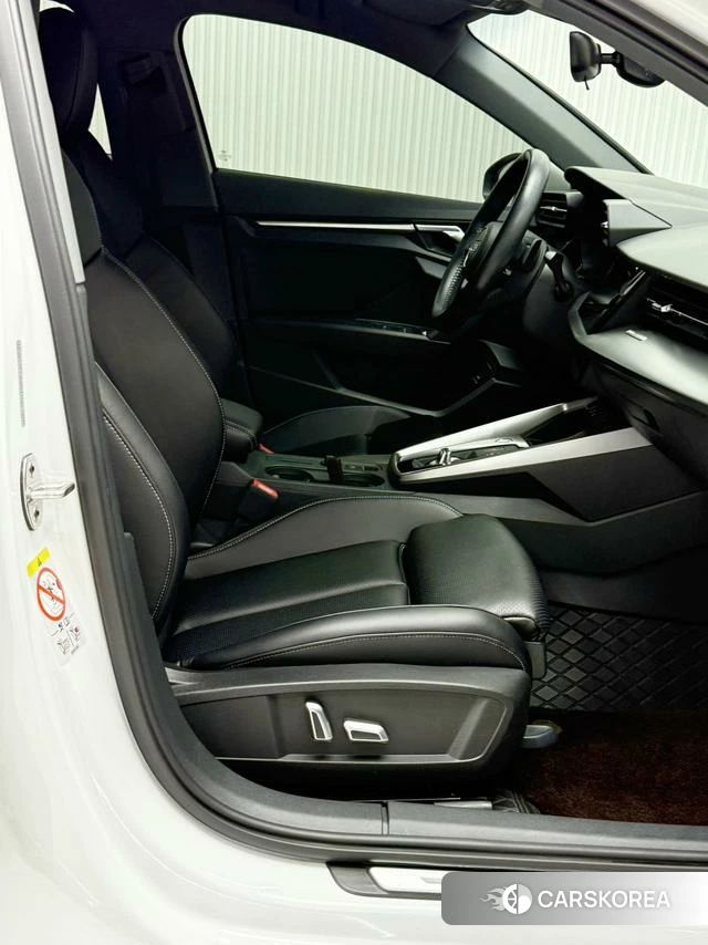Audi A3 2022 Белый из Китая, фото 6