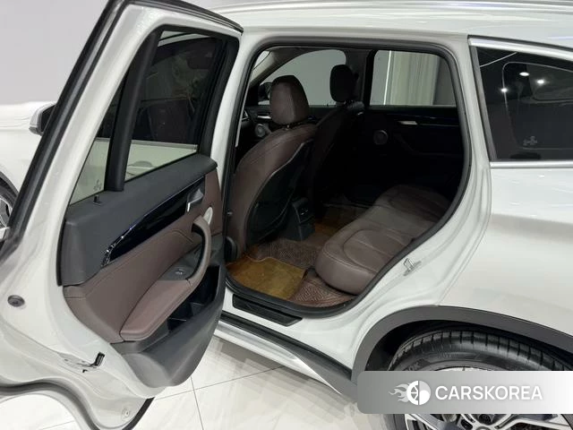 BMW X1 2021 Белый из Китая, фото 6