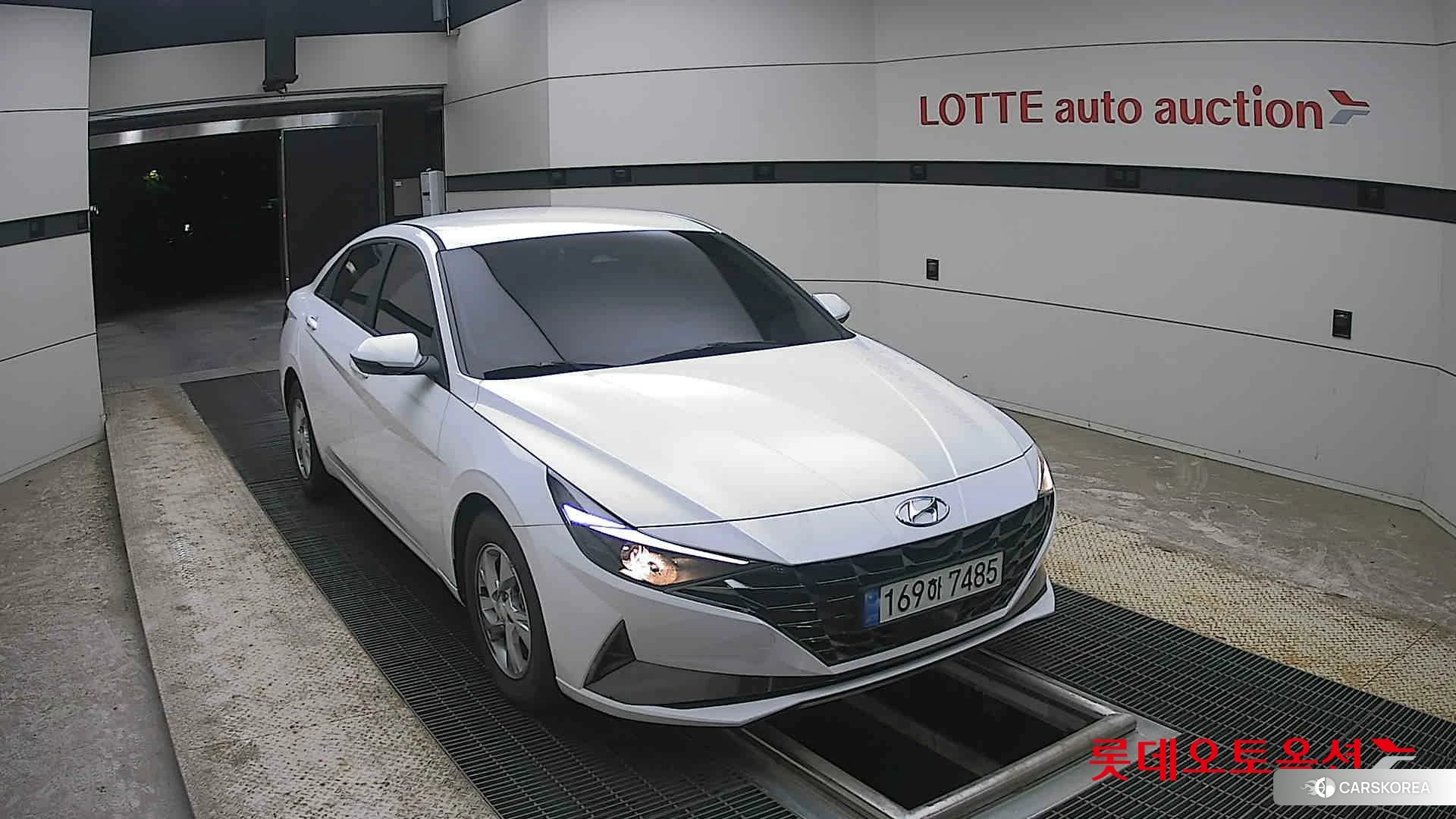 Hyundai Avante 2023 Polar White из Кореи, фото 6