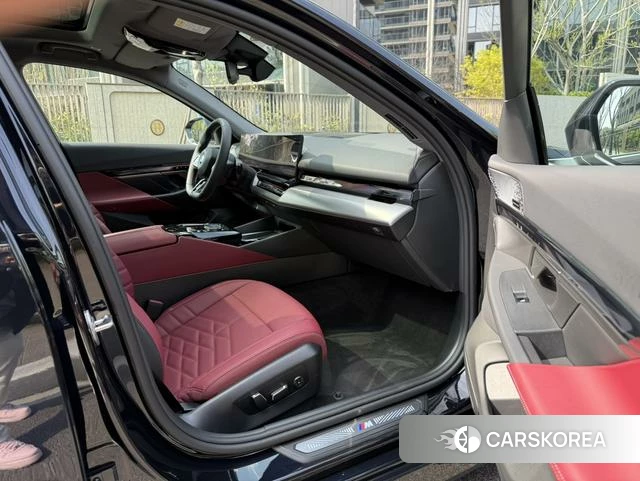 BMW i5 2025 Черный из Китая, фото 6