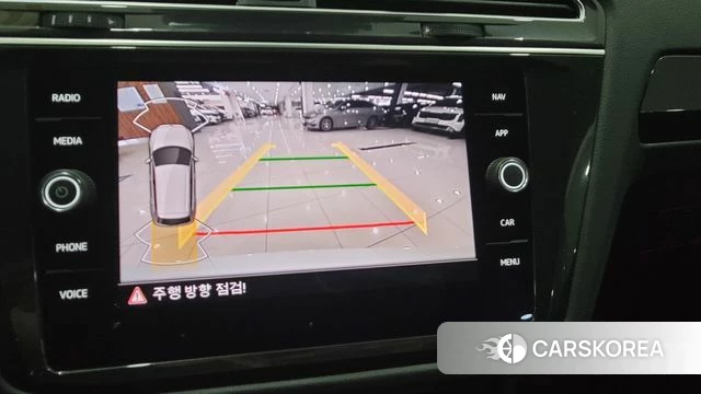 Volkswagen Tiguan second Generation 2023 Белый из Кореи, фото 6