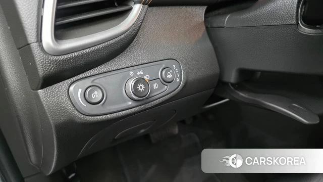 Chevrolet (GM Daewoo) The New Trax 2020 Серый из Кореи, фото 6