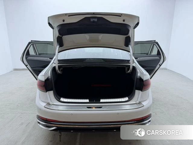 Volkswagen Sagitar 2022 Белый из Китая, фото 6