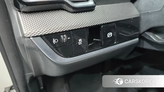 Kia Sportage 5th Generation 2022 Белый из Кореи, фото 6