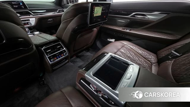 BMW 7 Series (G11) 2020 Черный из Кореи, фото 6