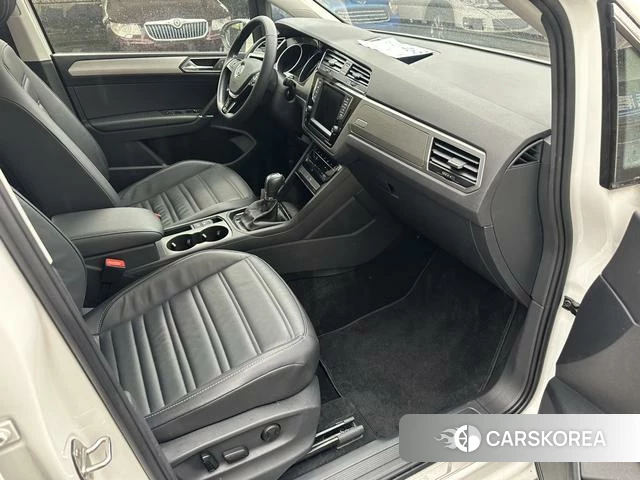 Volkswagen Touran L 2021 Белый из Китая, фото 6