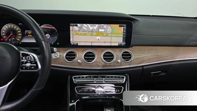 Mercedes-Benz E-Class W213 2019 Белый из Кореи, фото 6