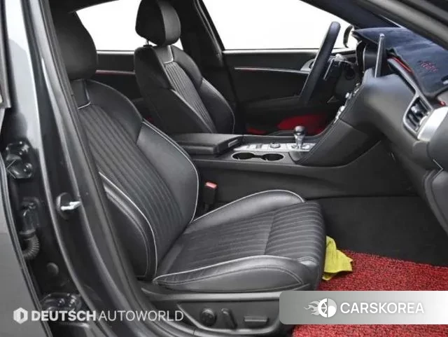 Genesis G70 2018 Серебристо-серый из Кореи, фото 6