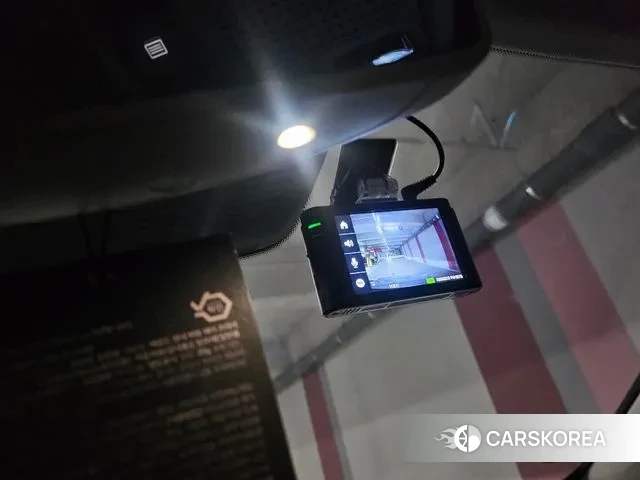 Mercedes-Benz E-Class W213 2018 Серебряный из Кореи, фото 6