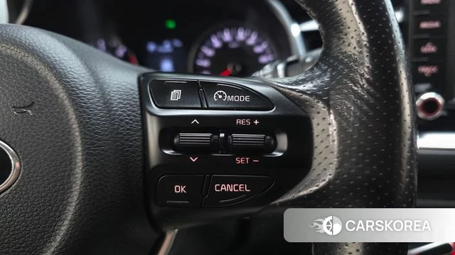 Kia Stonic 2019 Белый из Кореи, фото 6