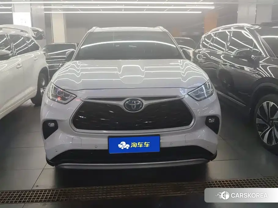 Toyota Highlander 2022 Белый из Китая, фото 6