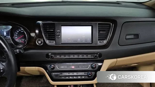 Kia The New Carnival 2018 Белый из Кореи, фото 6