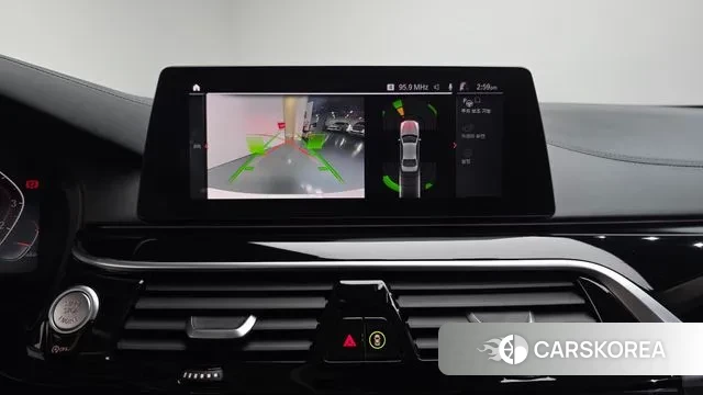 BMW 5 Series (G30) 2020 Белый из Кореи, фото 6