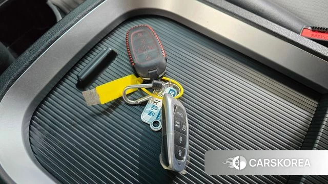 Hyundai Staria 2021 Черный из Кореи, фото 6