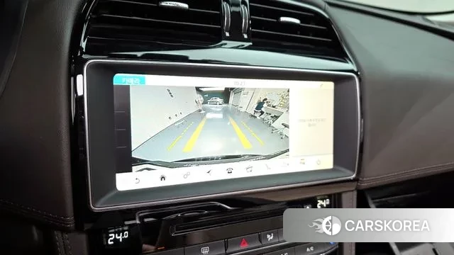 Jaguar F-PACE 2019 Черный из Кореи, фото 6