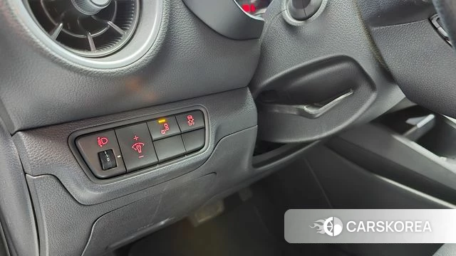 Kia The New K3 2nd generation 2022 Белый из Кореи, фото 6