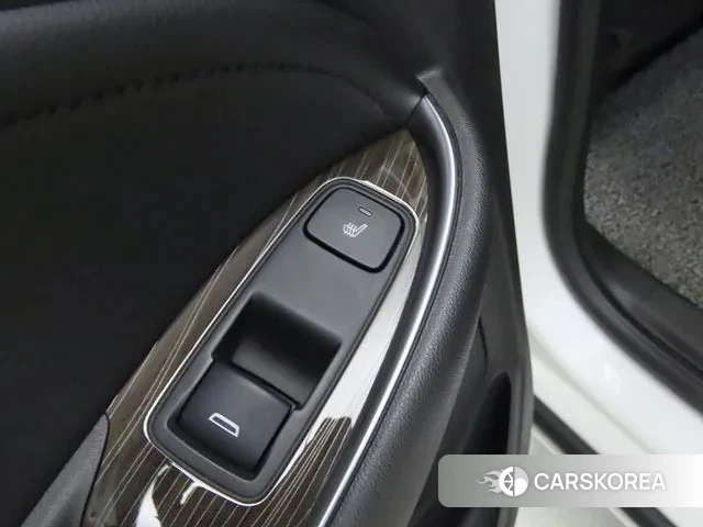Chevrolet (GM Daewoo) All New Malibu 2018 Белый из Кореи, фото 6