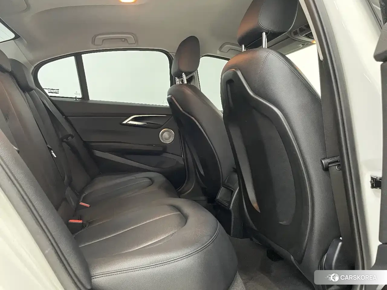 BMW 1 series 2022 Белый из Китая, фото 6