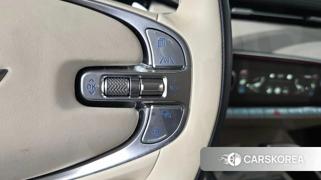 Genesis GV70 2023 Белый из Кореи, фото 6