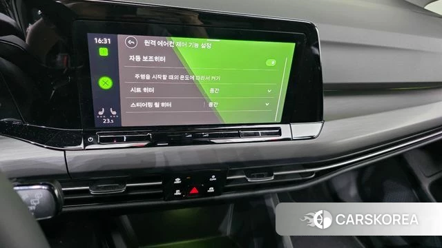 Volkswagen Golf 8th Generation 2022 Серебристо-серый из Кореи, фото 5
