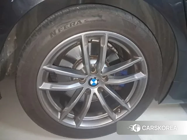 BMW 5 Series (G30) 2018 Серый из Кореи, фото 6