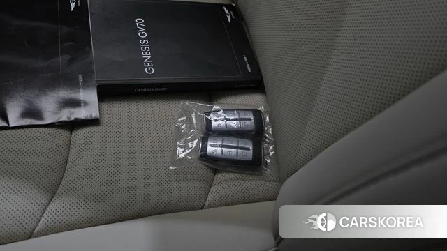 Genesis GV70 2021 Белый из Кореи, фото 6