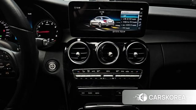 Mercedes-Benz C-Class W205 2019 Белый из Кореи, фото 6