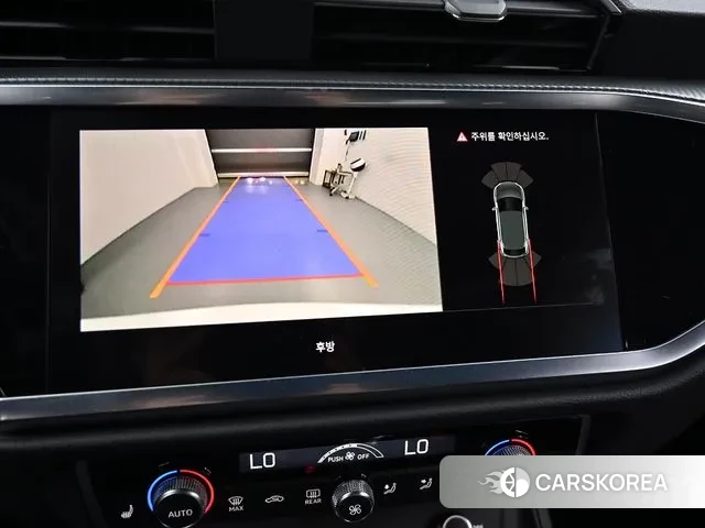 Audi Q3 (F3) 2024 Белый из Кореи, фото 6