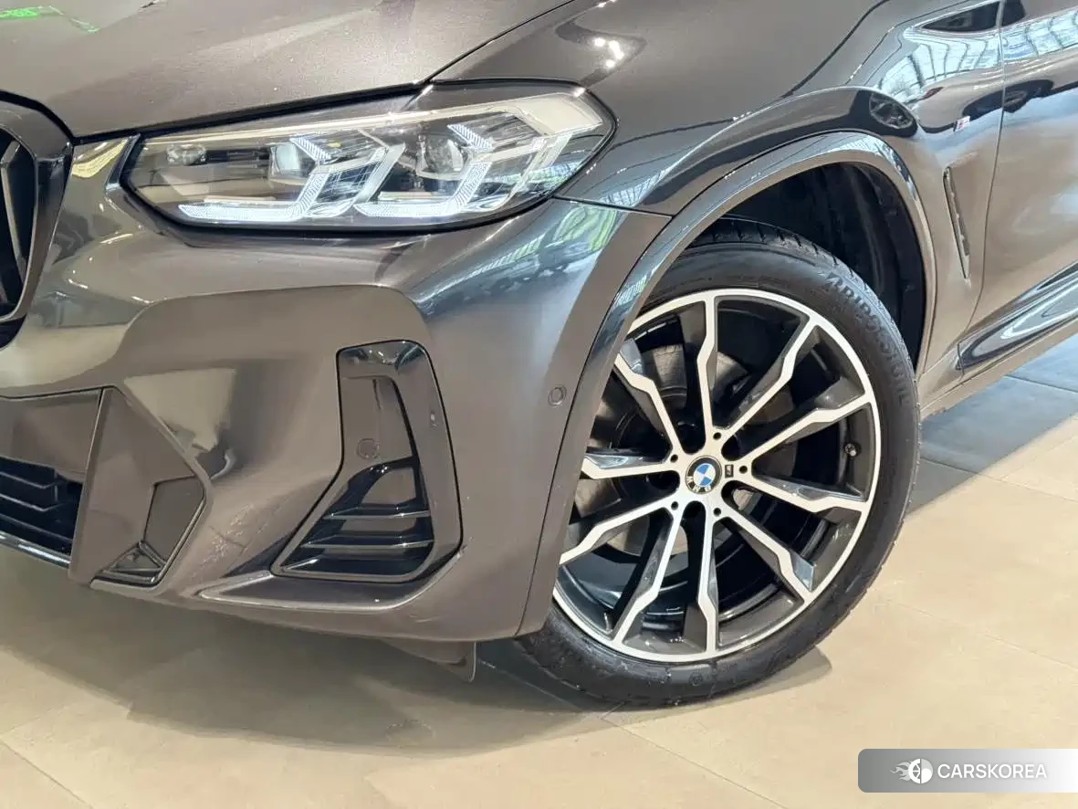 BMW X3 2023 Silver/gray из Китая, фото 6