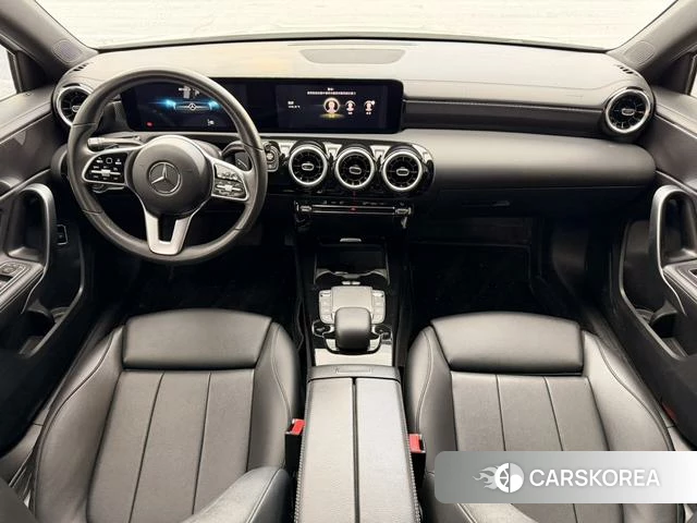 Mercedes-Benz Class A 2021 Белый из Китая, фото 6