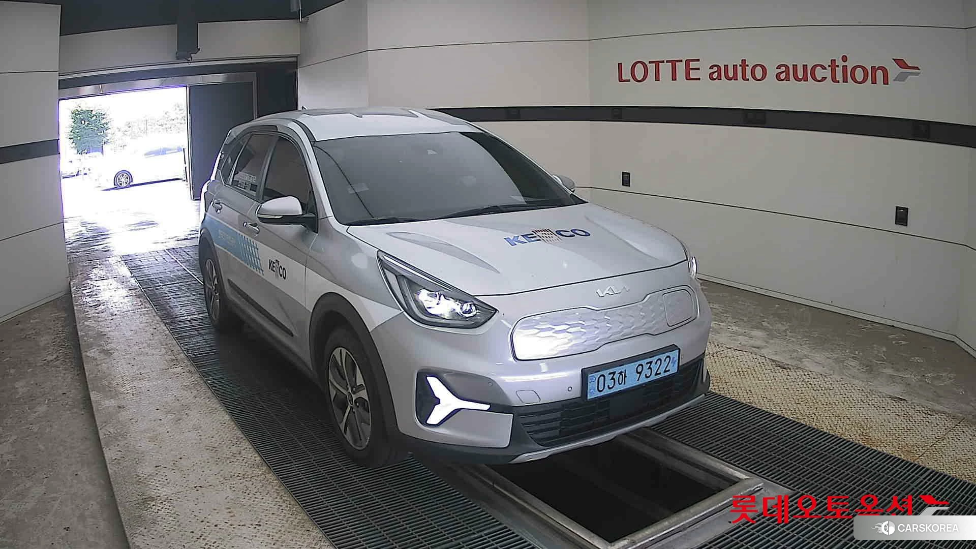 Kia Niro Plus 2023 Sparkling Silver из Кореи, фото 6
