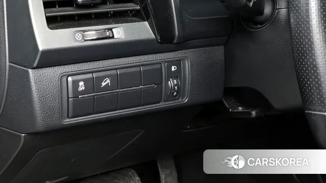 Ssangyong The New Rexton Sport 2021 Темно-зеленый из Кореи, фото 6