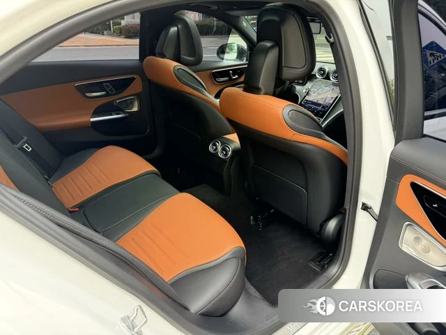 Mercedes-Benz Class C 2022 Белый из Китая, фото 6