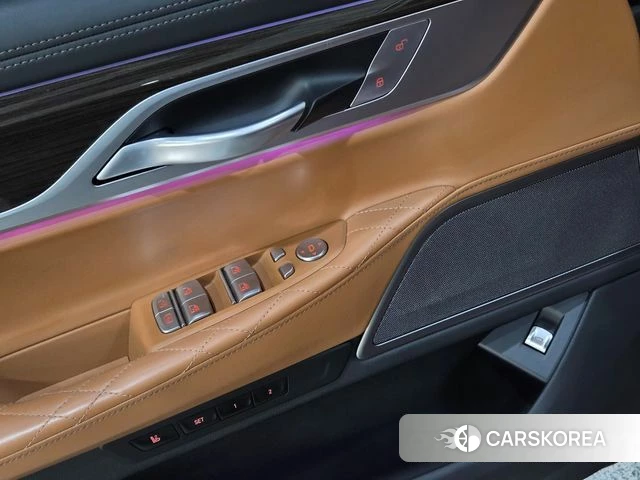 BMW 7 Series (G11) 2022 Черный из Кореи, фото 6