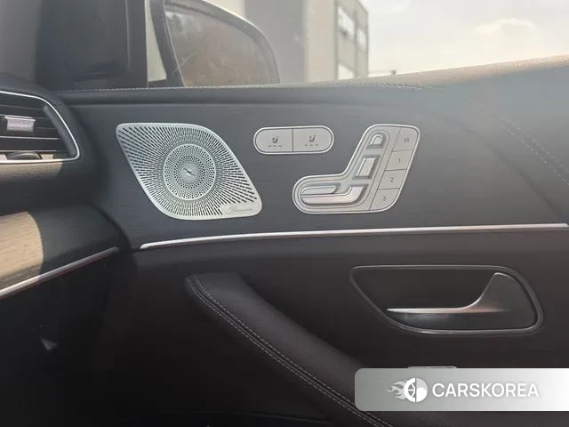 Mercedes-Benz GLE-Class W167 2023 Белый из Кореи, фото 6