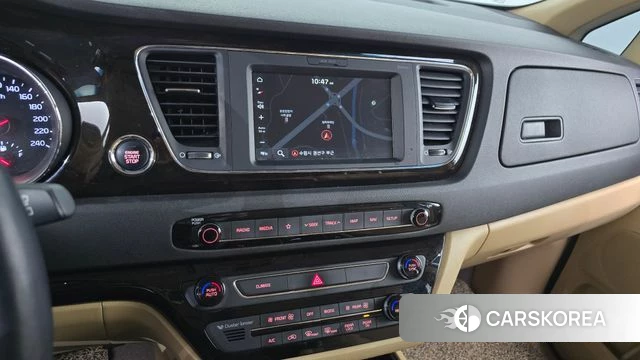 Kia The New Carnival 2018 Белый из Кореи, фото 6