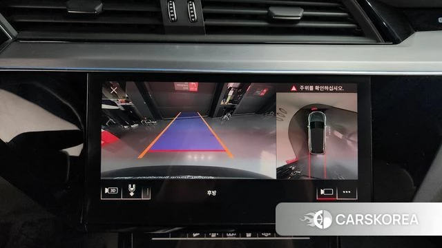 Audi e-Tron 2020 Черный из Кореи, фото 6