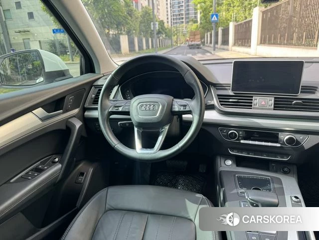 Audi Q5L 2021 Белый из Китая, фото 6