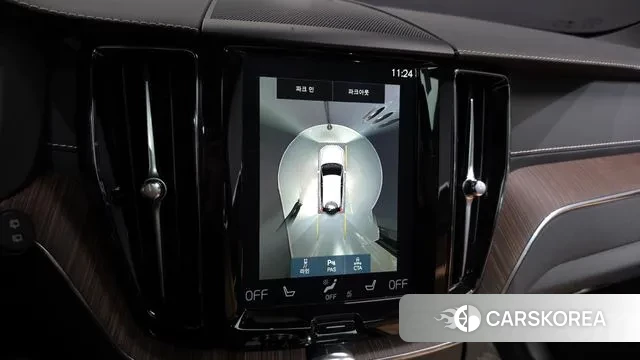 Volvo XC60 second Generation 2021 Белый из Кореи, фото 6