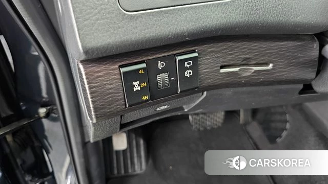 Ssangyong Korando Turismo 2019 Серый из Кореи, фото 6